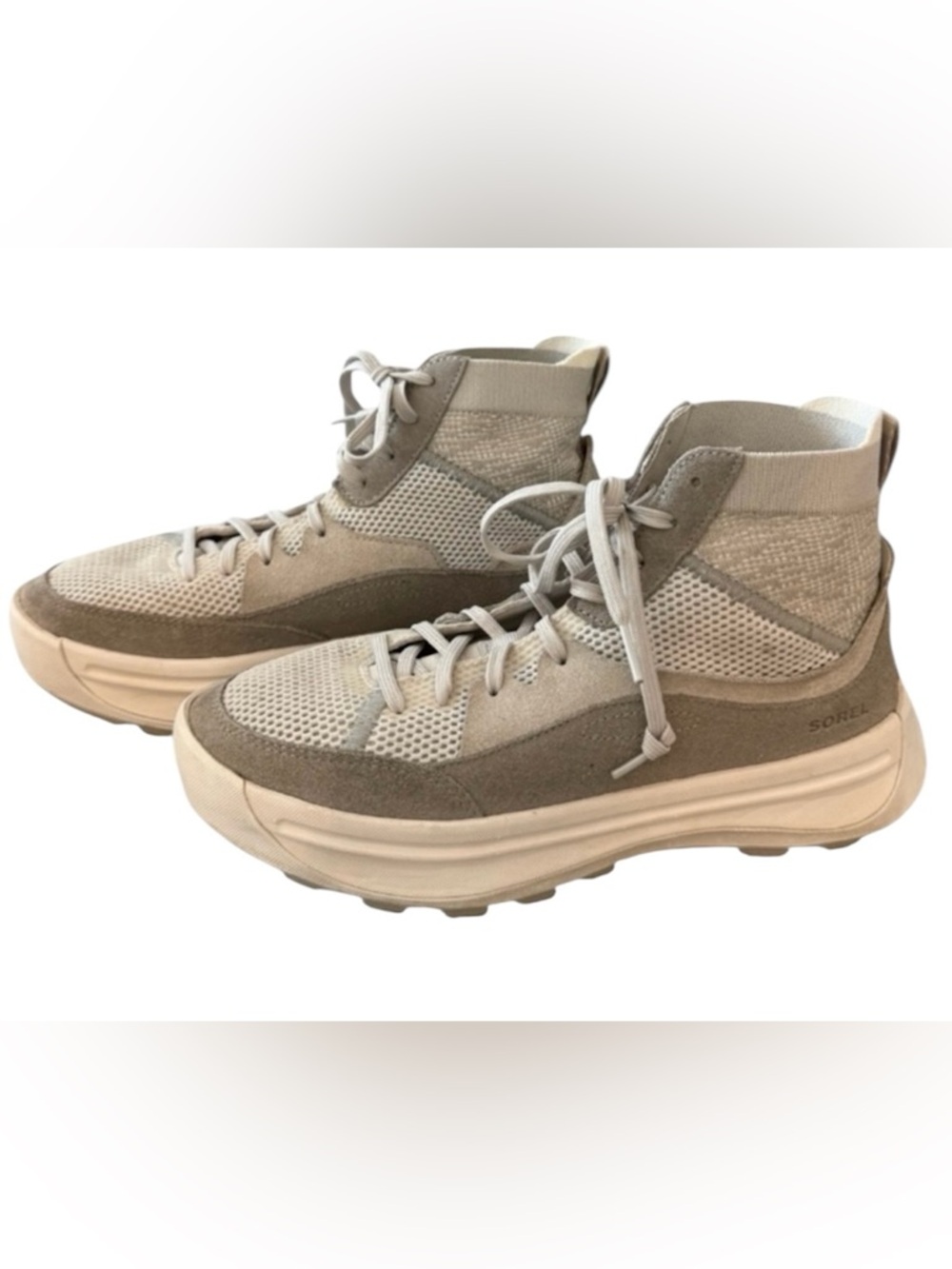 Sorel ONA 503 women’s 8.5 knit gray and white lace up mid sneakers